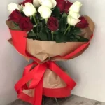 Μπουκέτο Τριαντάφυλλα 15τμχ Κόκκινα Λευκά