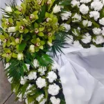 Στεφάνι Κηδείας + Σύνθεση Ορχιδέες